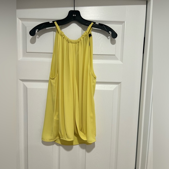 NEW BCBG MAX AZRIA CANARY CRISTINE WRAP-FRONT HALTER - Size: Xsmall - Picture 4 of 7